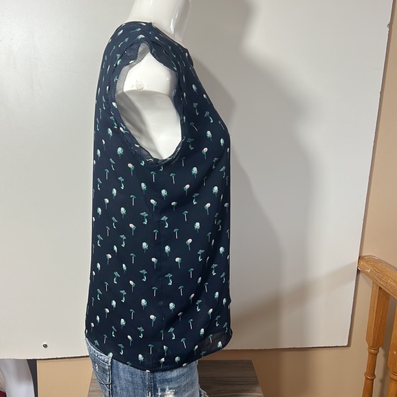 ANN TYLOR SLEEVES CHIFFON LINED BLOUSE RUFFLED CUT SLEEVES NAVY BLUE GREEN SMALL - Picture 2 of 5